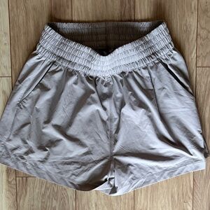 Vuori HW Villa Short